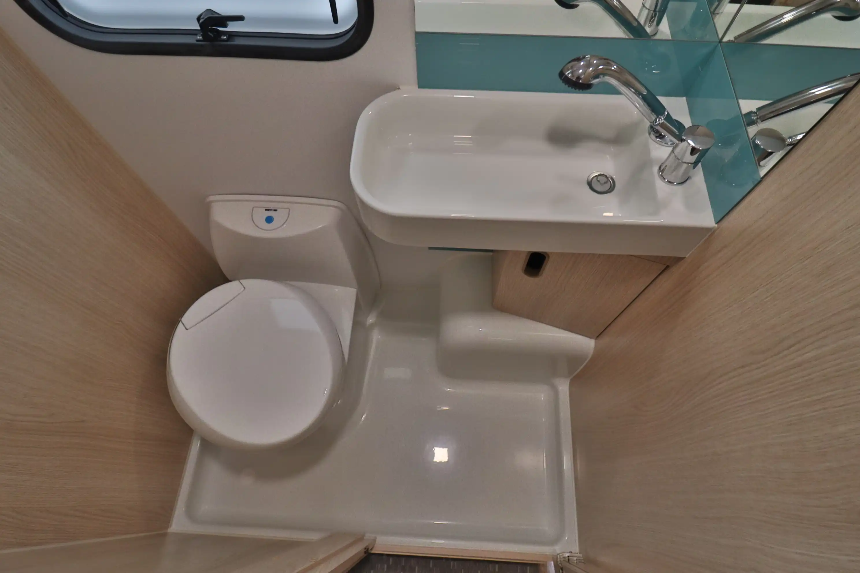 ADRIA Aviva 360 DK  